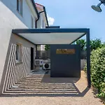 Pet Friendly In *
