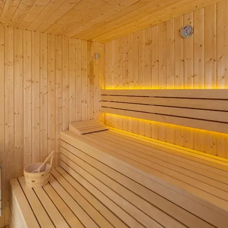 בית נופש Amazing In With Sauna *
